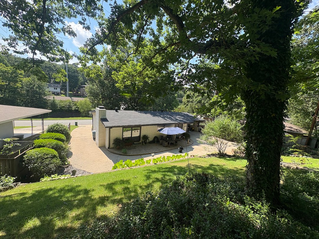 Exterior surface cleaning including driveway, walkway and outdoor patio in Little Rock