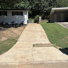 Exterior-surface-cleaning-including-driveway-walkway-and-outdoor-patio-in-Little-Rock 5