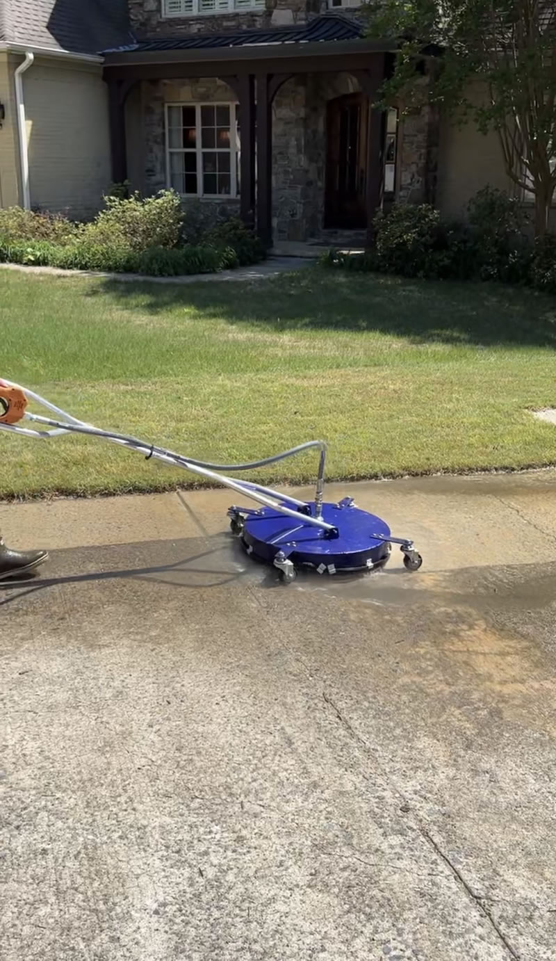Residential Pressure Washing Service Image